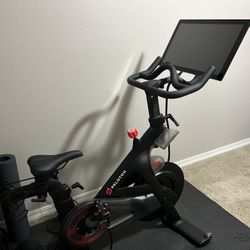 Peloton Gen4 Exercise Bike