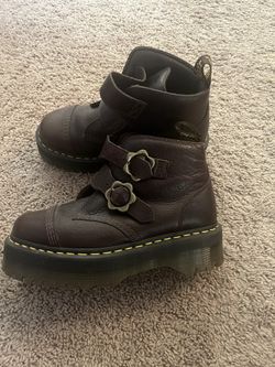 Dr.Martens brown boots