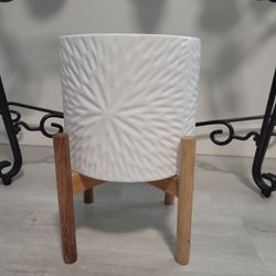 Large Ceramic Pot With Wooden Stand
