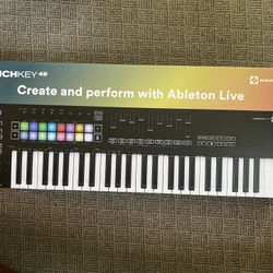 Novation LaunchKey 49 