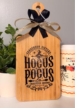 Hocus Pocus Bamboo Cutting Board Halloween Decor