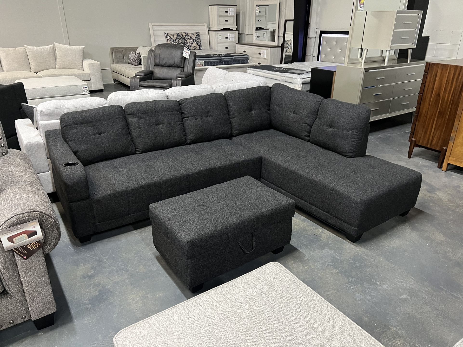 Sectional With Free Ottoman
