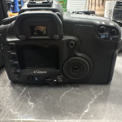 Canon Eos 20d And Lenses Chargers Are Functional As Well As Batteries 