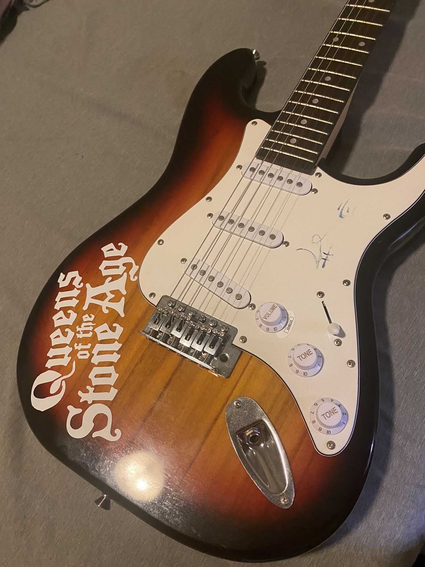 Queens of the Stone Age Josh Homme Autograph Signed Guitar Authentic COA