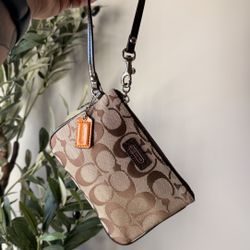 Coach Tan/brown Signature Canvas Wristlet