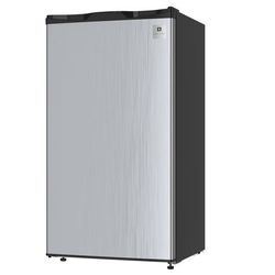 RCA mini refrigerator