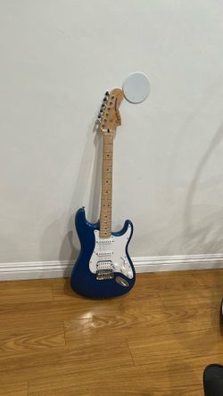 Fender Standard Stratocaster HSS Electric Guitar - Aqua Marine Metallic
