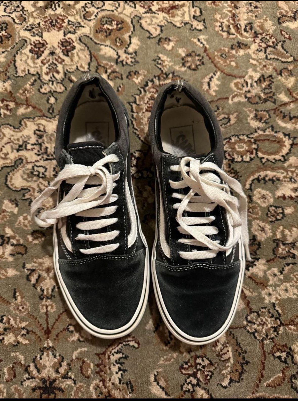 Vans old skool shoes