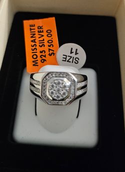 Silver & Moissanite mens ring