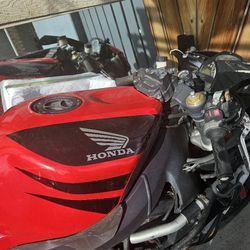 1000 Honda Bike