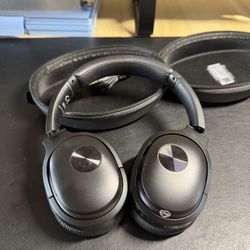 2 x NEW Noise Cancelling Over Ear Headphones with Case/Cable.