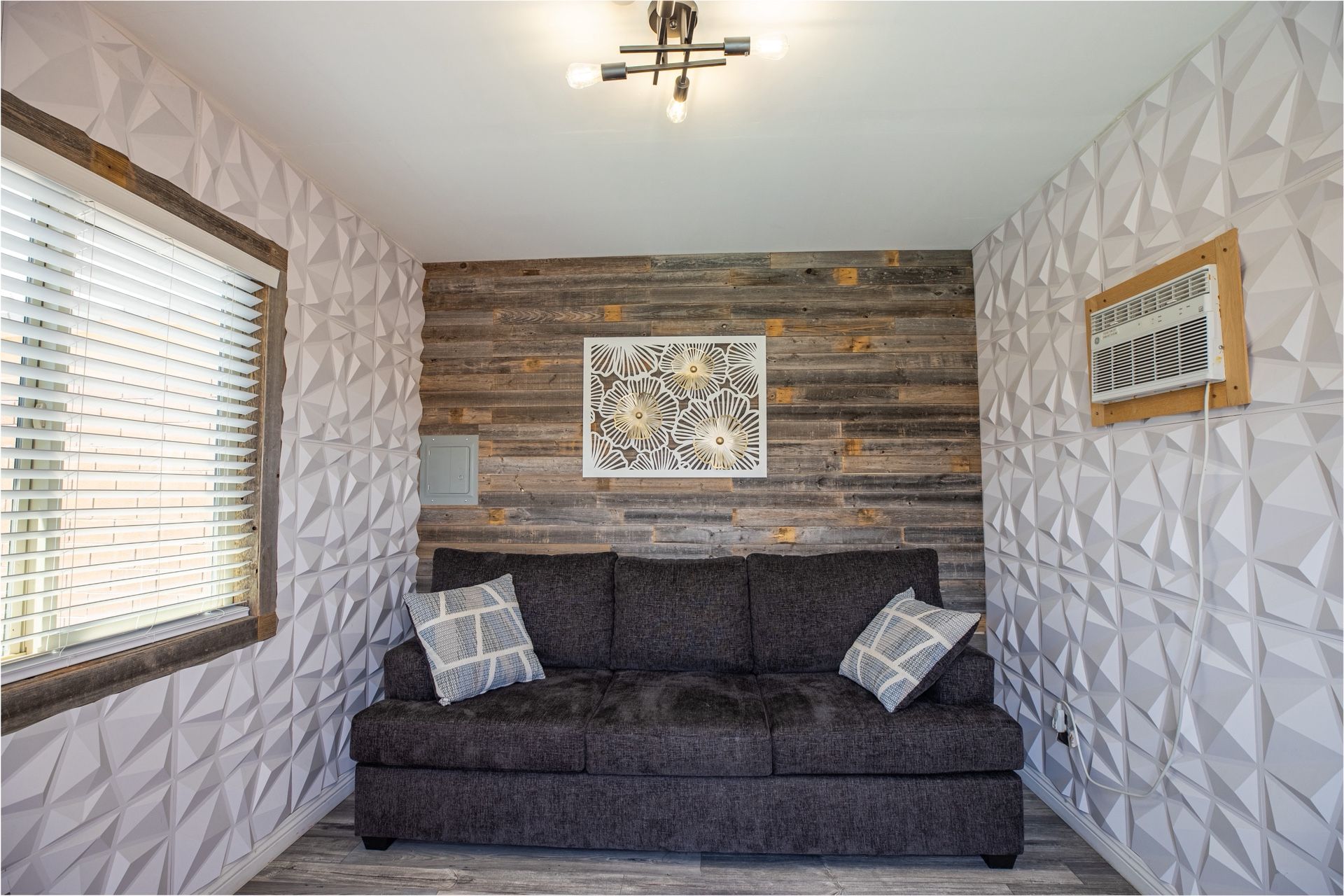 Living Spaces Sleeper Sofa Bed
