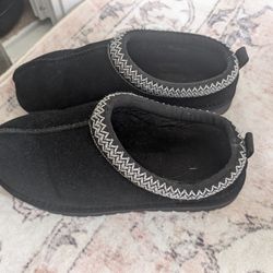 Slip On Shoes Size10