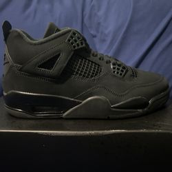 Jordan 4 Black cats Size 9