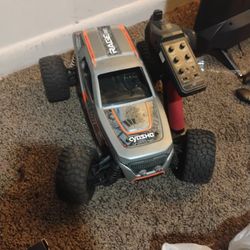 Just Need Battery And Charger Truck Is Fresh Only Used A Hand Full Of Times