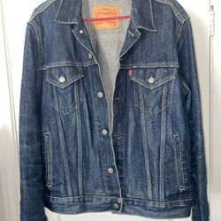 LEVI DENIM JACKET