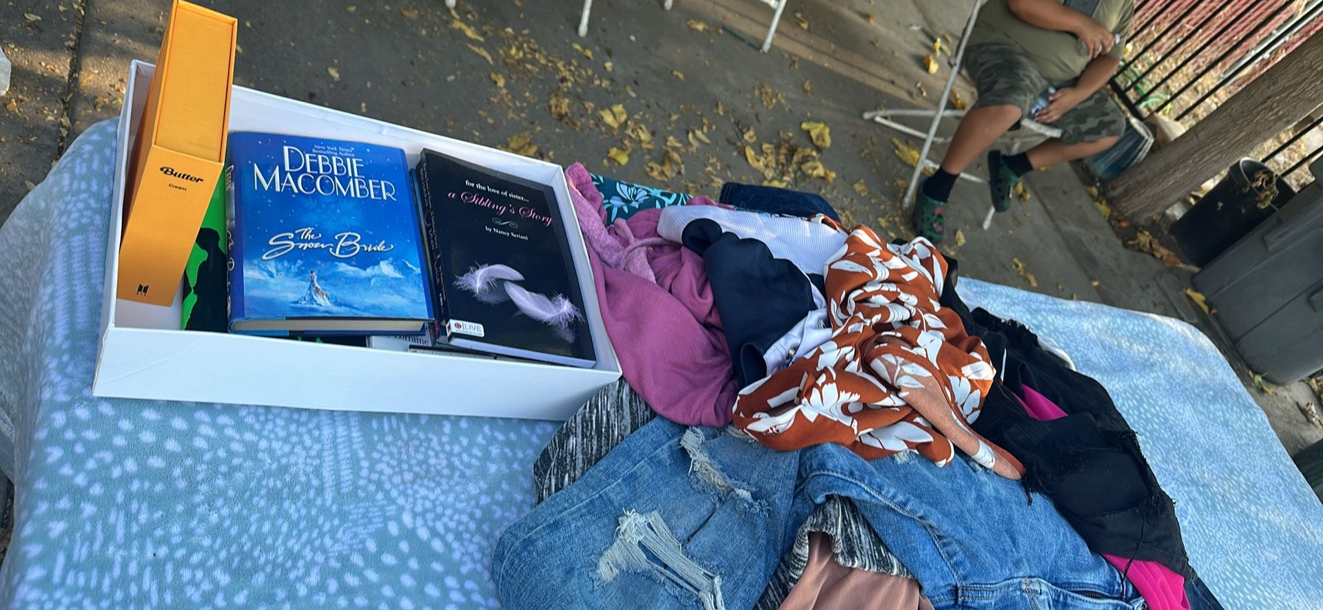 Yard Sale 