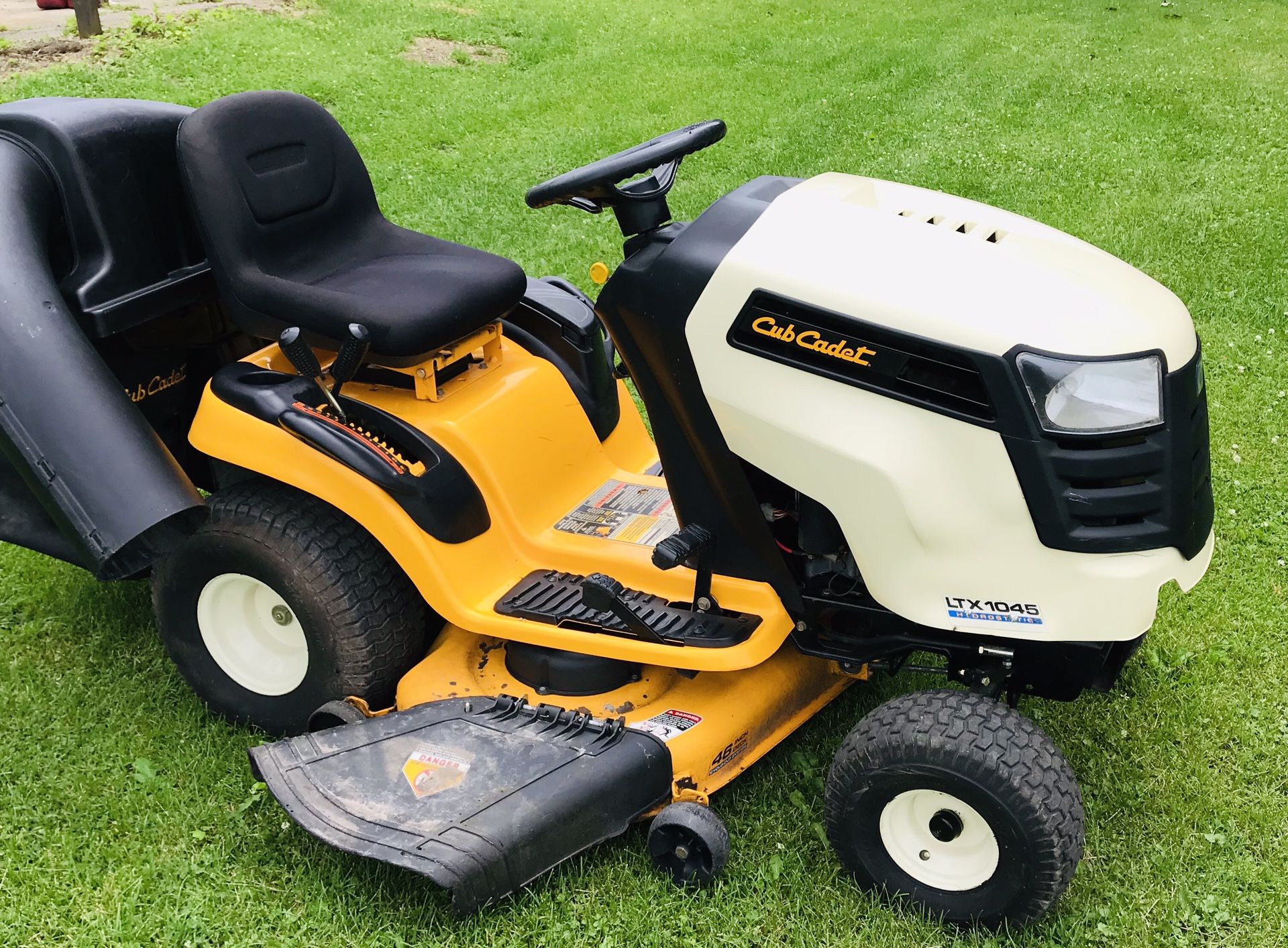 2012 Cub Cadet Lawn Mower LTX 1045 20 HP 2 Bagger System for Sale in