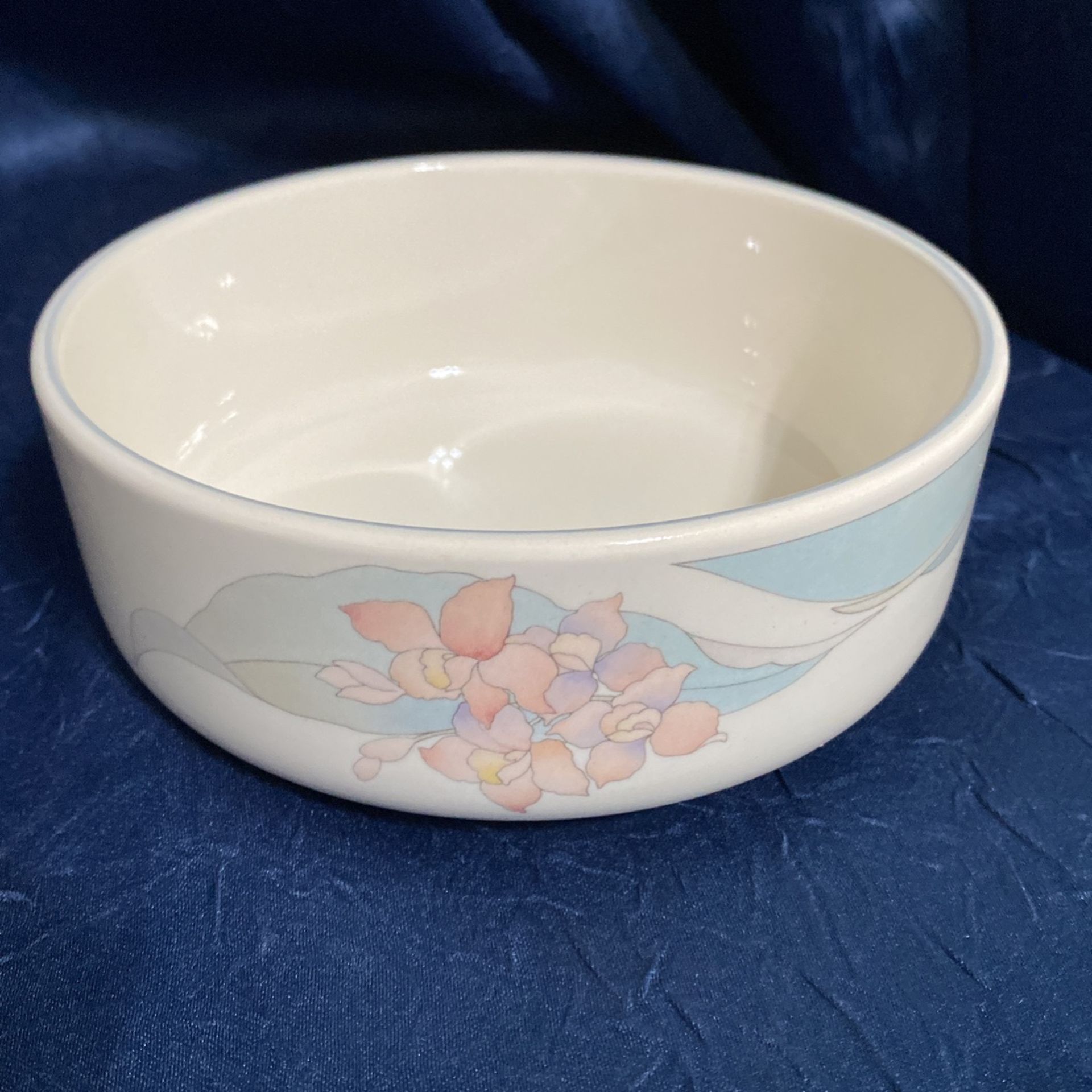 Keltcraft Misty Isle Collection by Noritake. 5.25” Soup Bowl, Ireland 9145 Christy’s World.