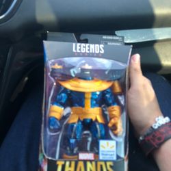 MARVEL LEGENDS THANOS