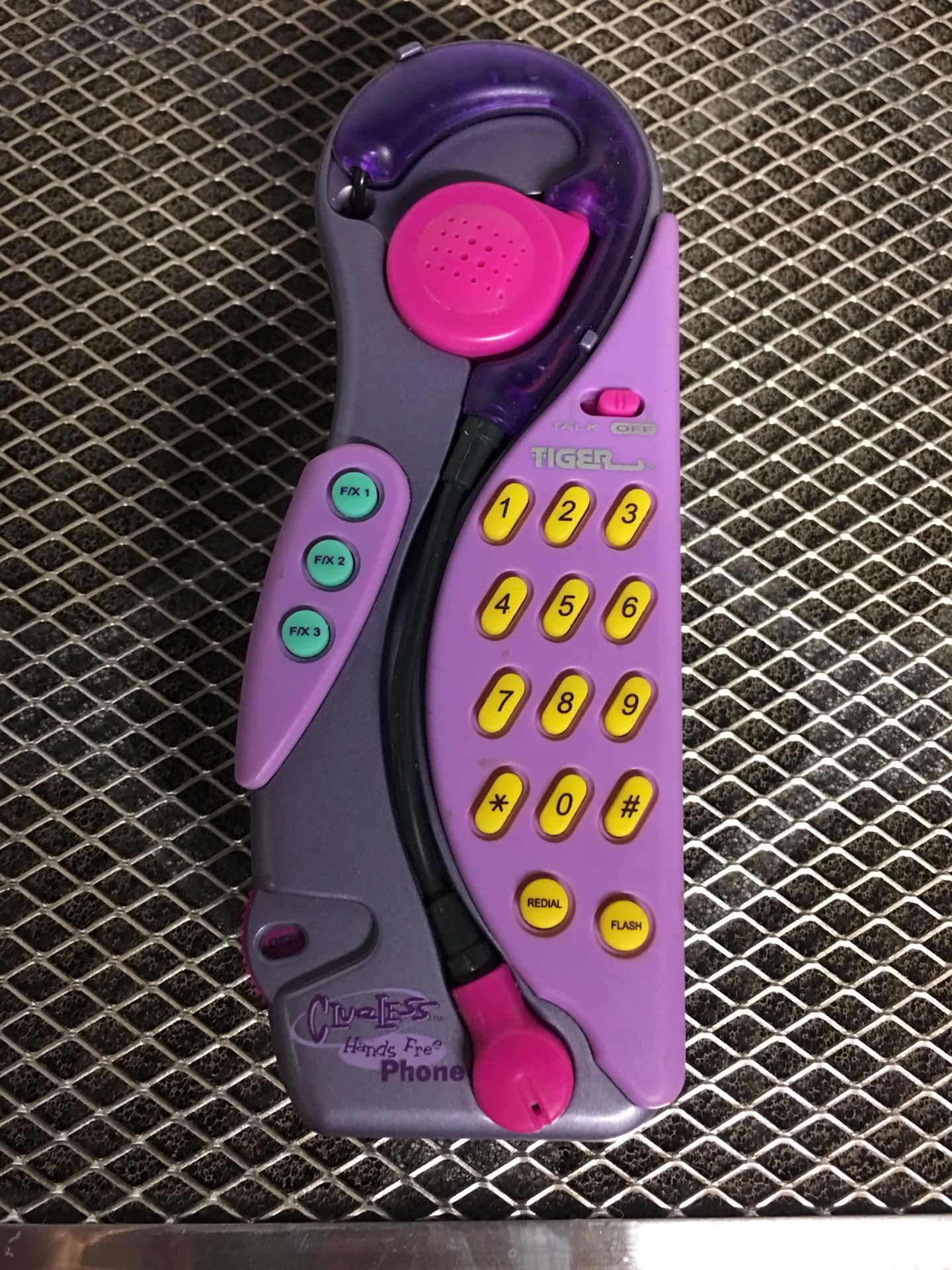 Clueless Hands Free Phone