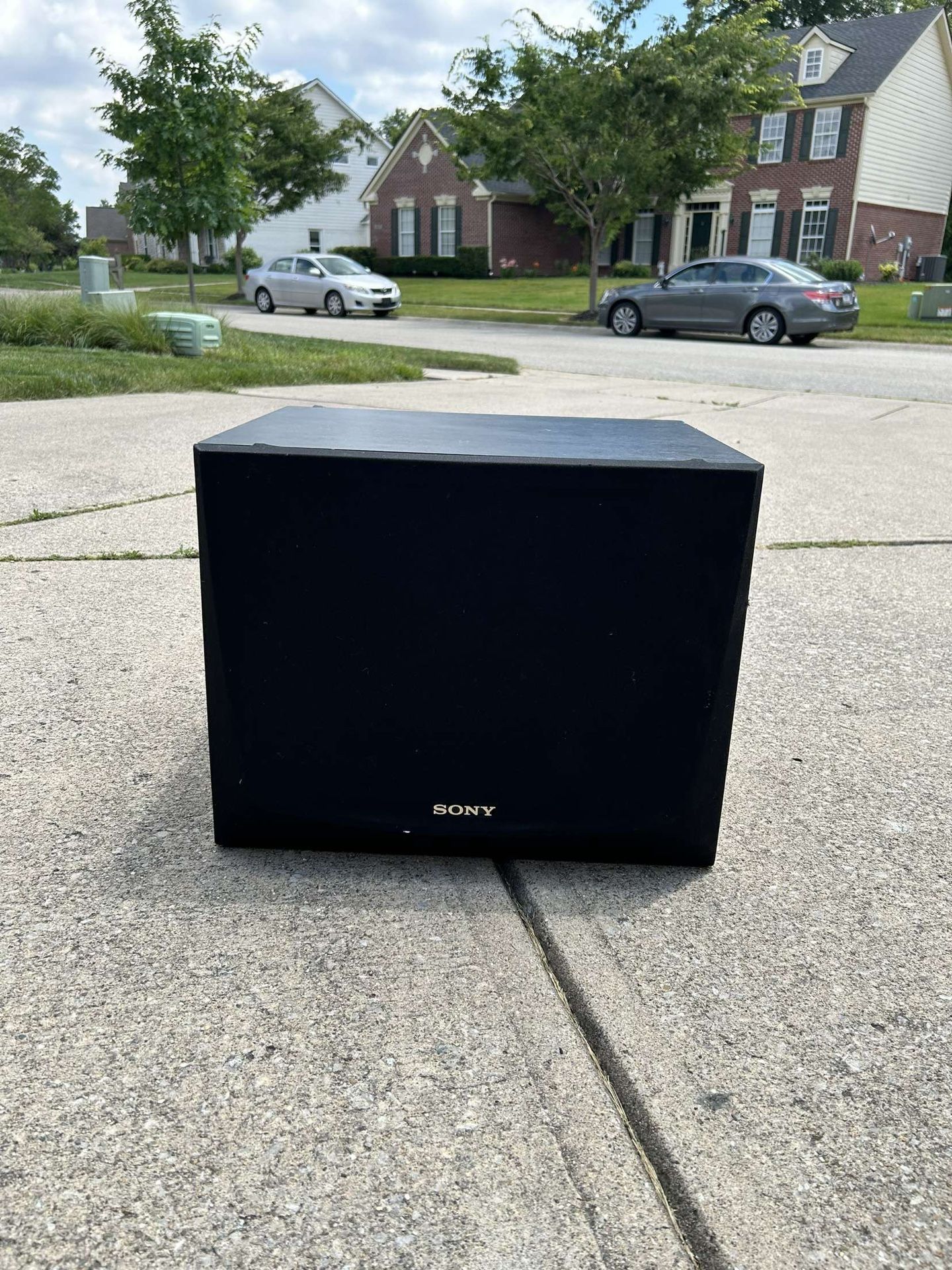 One Peice Sony Speaker System