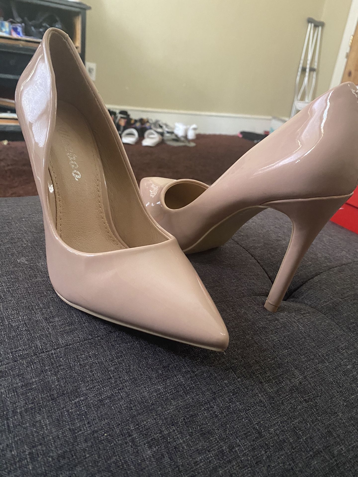 BRAND NEW HEELS