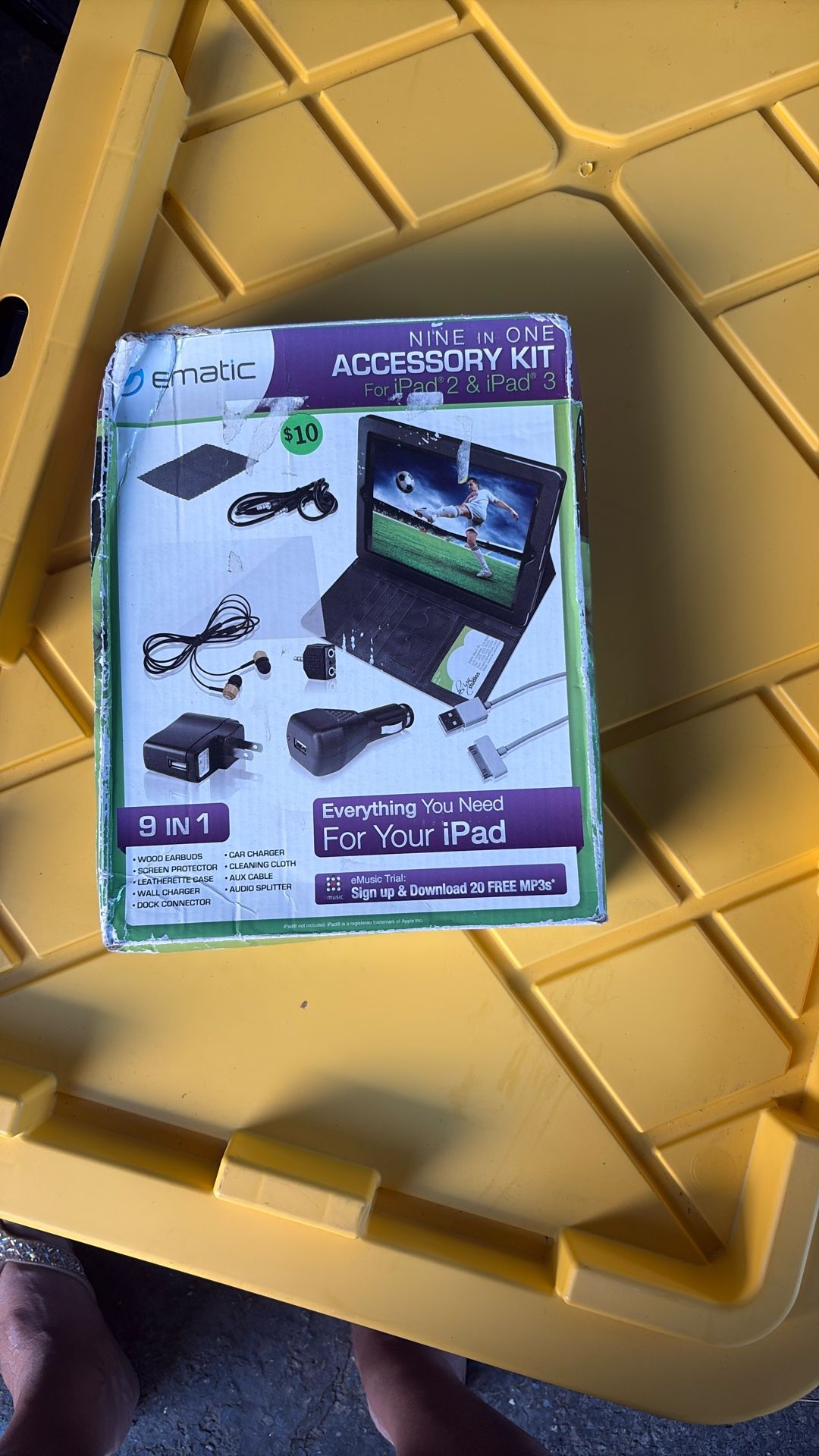 9 In 1 Accessory Kit For iPad 2 & iPad 3