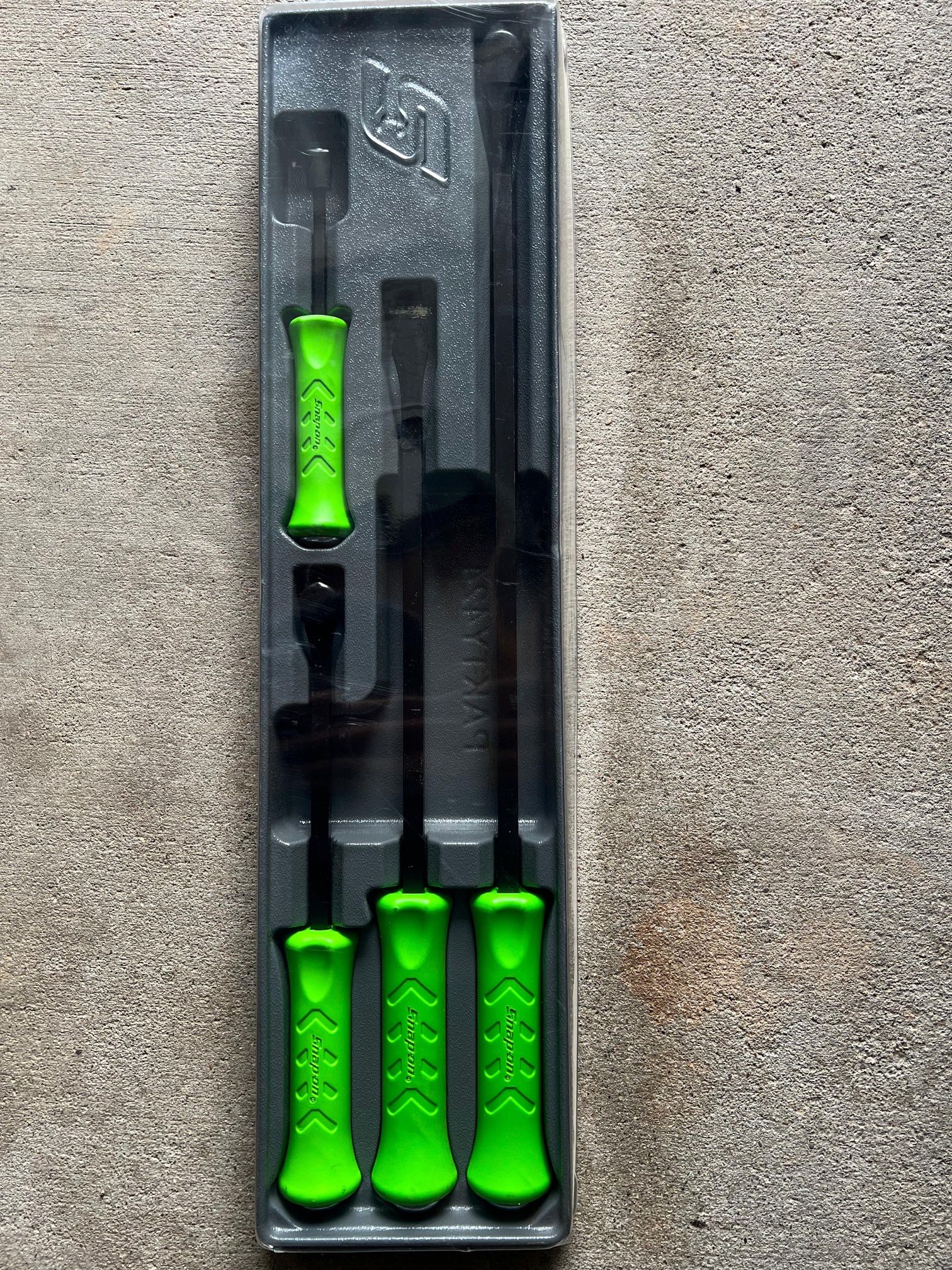 Snap On 4 pc Striking Prybar Set