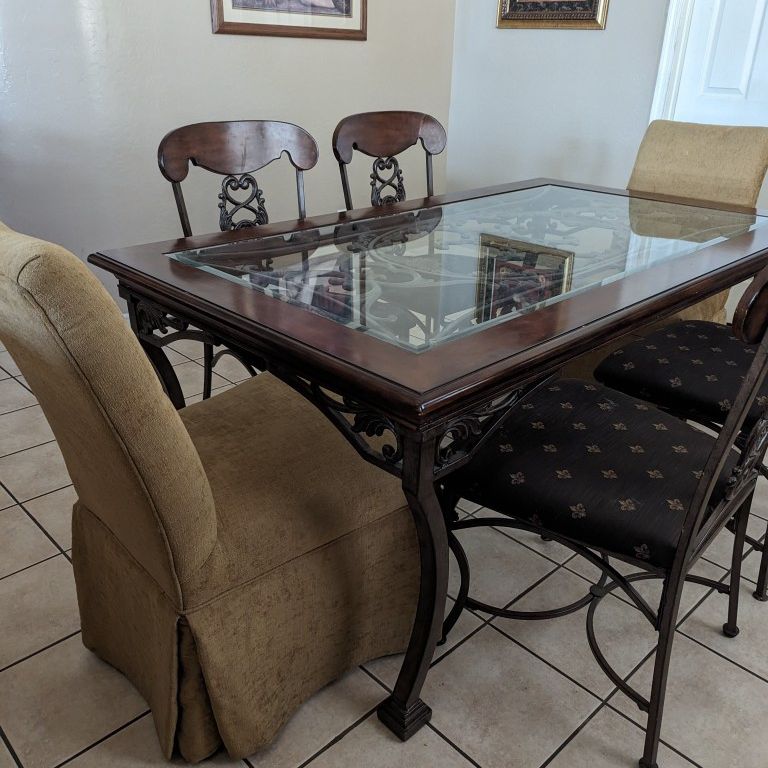 Dining Table and Six Chairs 
