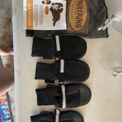 Mutt lucks All Season Dog Shoes Size M