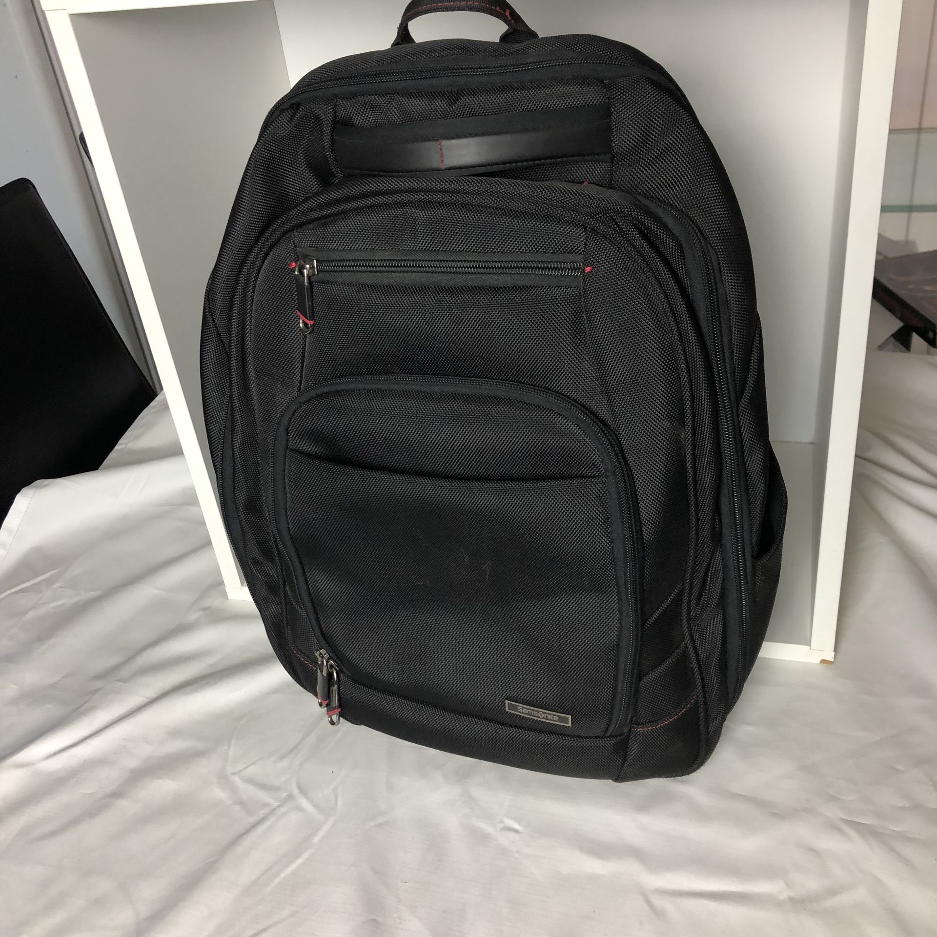 Samsonite professional laptop back pack