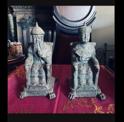 Vintage 19th Century Replicas of Chinese Ming Dynasty Emperor and Empress figurines sold as decorative set made of resin