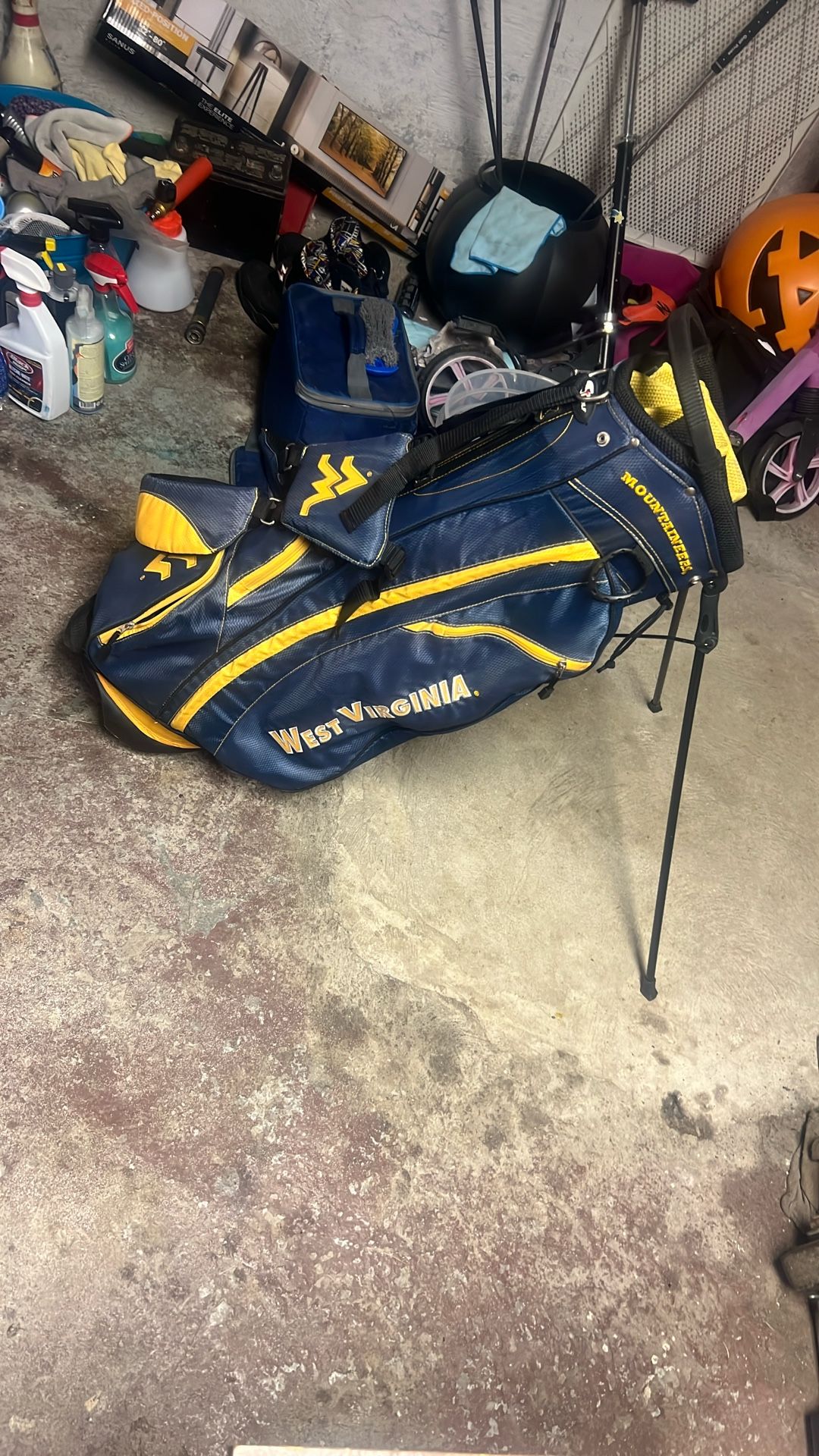 Wvu 14 Pocket Stand Golf Bag