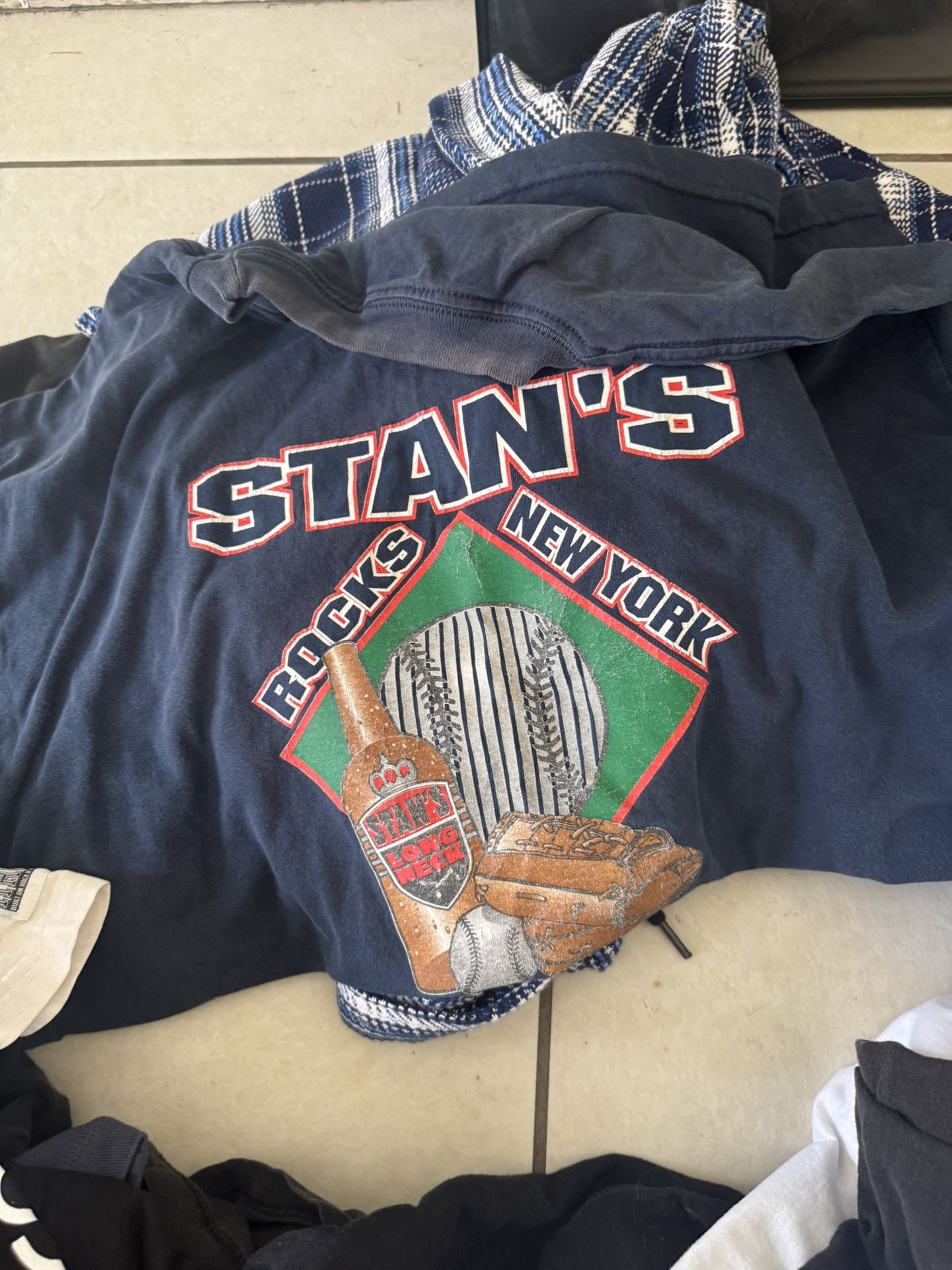 Men’s Xl Clothing Lot