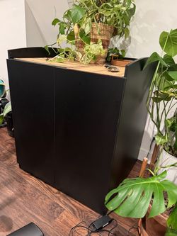 Litter robot enclosure