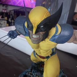 Wolverine Tweeterhead Sideshow Statue 