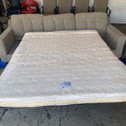 Couch/bed