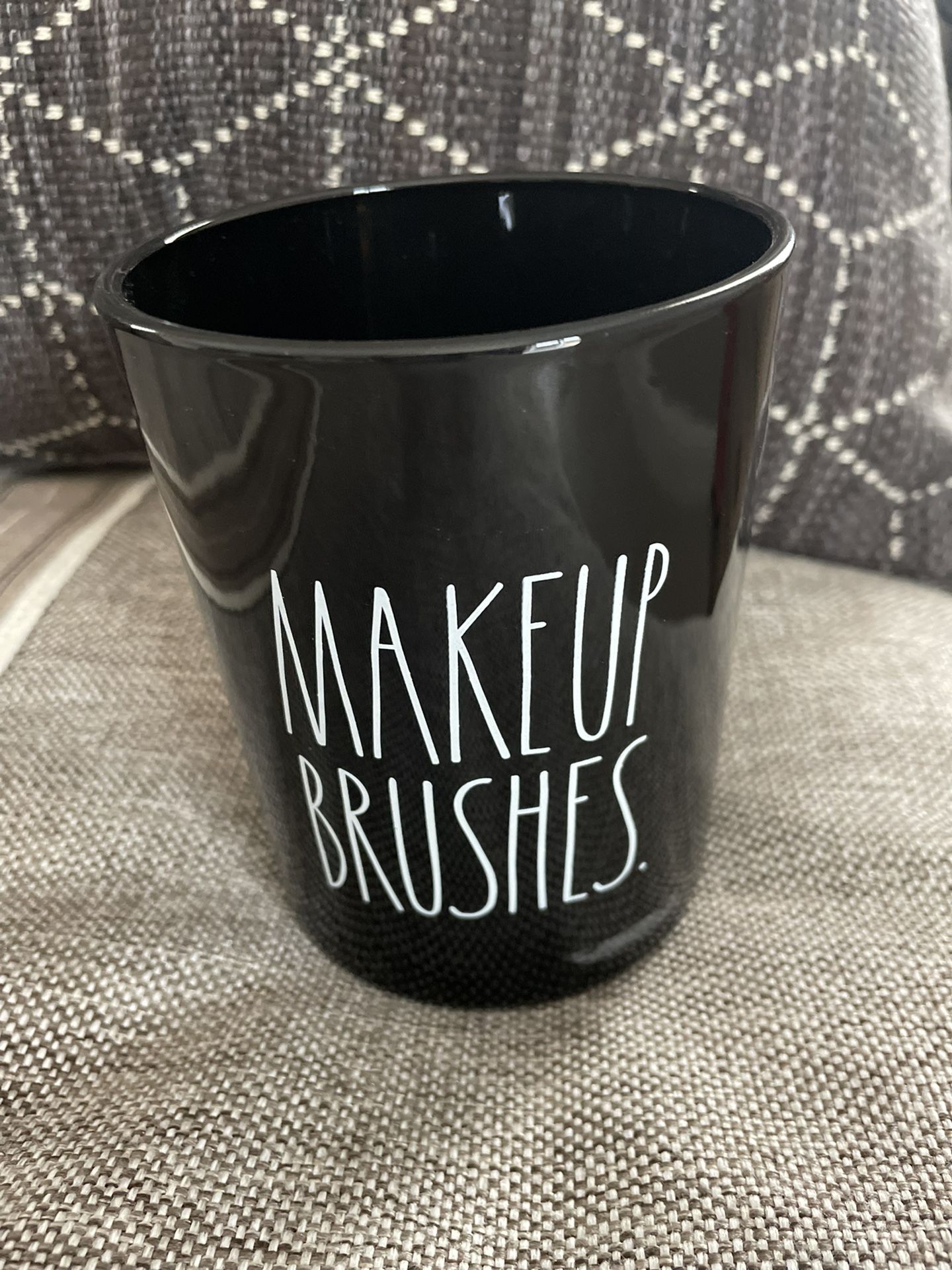 Rae Dunn Brand New Makeup Brush Holder/jar