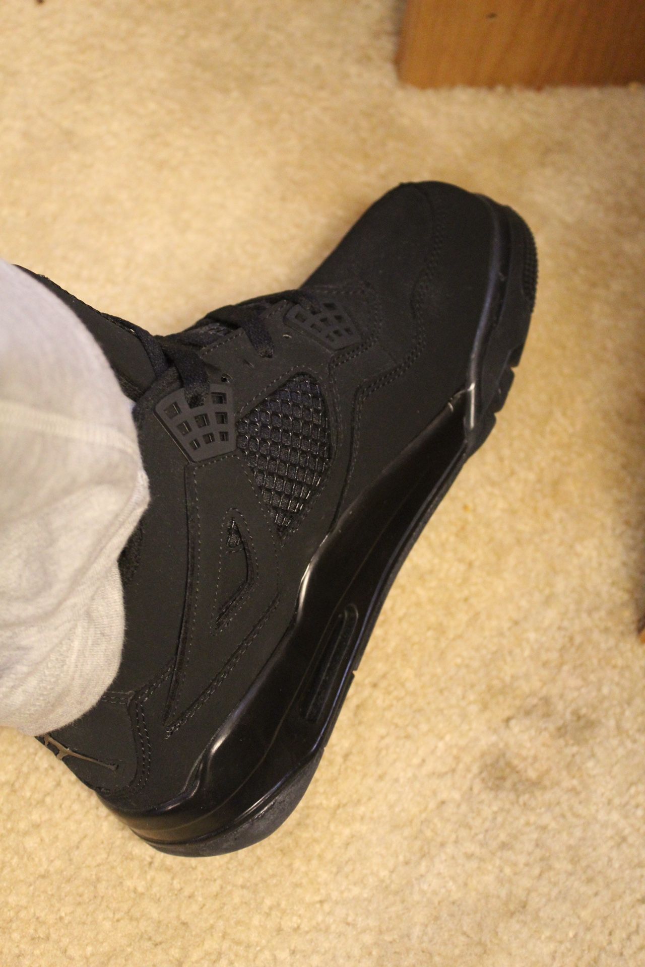 Jordan 4 Retro