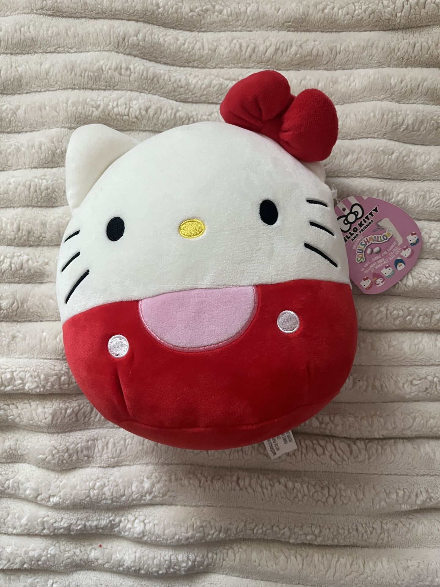Hello Kitty Squishmellow