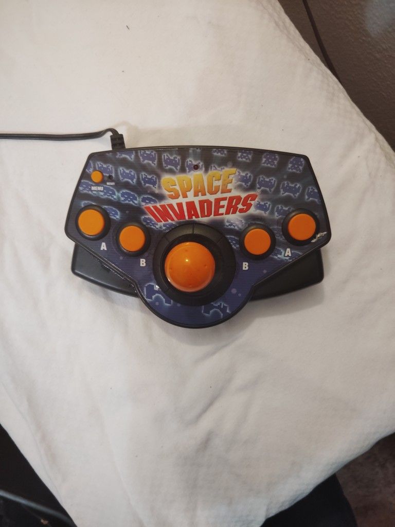 Radica Space Invaders Retro Plug 'N Play TV Game.
