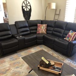 New Reclining Sectional.  Black Or Brown Leather.  111” X 98”.  Free Delivery!
