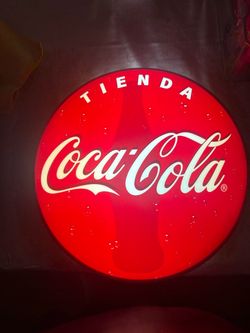 Coca-Cola Tienda Illuminated Round Sign