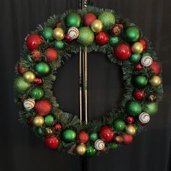 Holiday Wreath (20”)