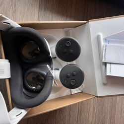 Selling my Meta Quest 3, Like New