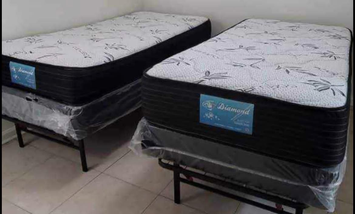 Mattress Twin size Firm Orthopedic + box spring Gift Totally new 🛏🌟🏠