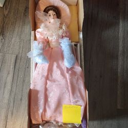 Porcelain bridesmaid doll collectors