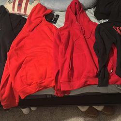 Size Xl Hoodies 
