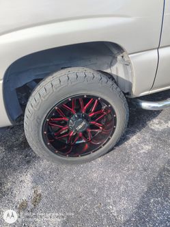 4 wheel and tires size 20